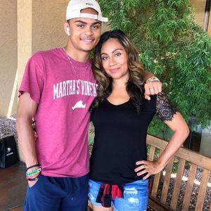 Meet your Posher, Monique